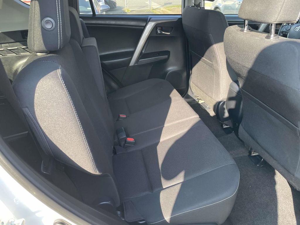 Used 2017 Toyota RAV4 XLE image 43