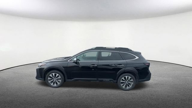 Used 2025 Subaru Outback Touring AWD/4WD image 6