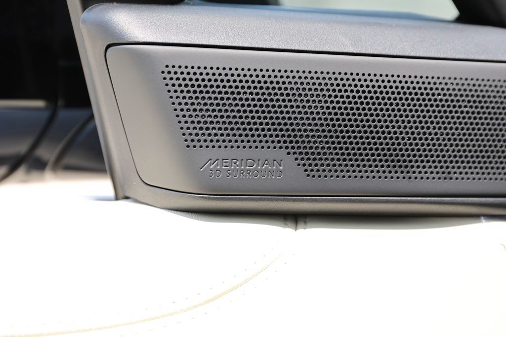 New 2026 Land Rover Range Rover SE AWD/4WD image 12