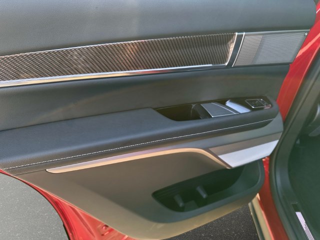 Certified 2026 Cadillac Vistiq Sport w/ LPO, Floor Liner Package AWD/4WD image 11