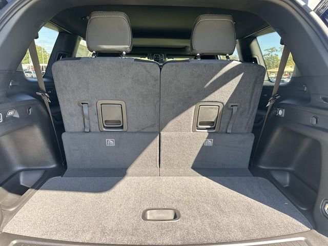 New 2025 Jeep Grand Cherokee L Laredo w/ Luxury Tech Group I image 11