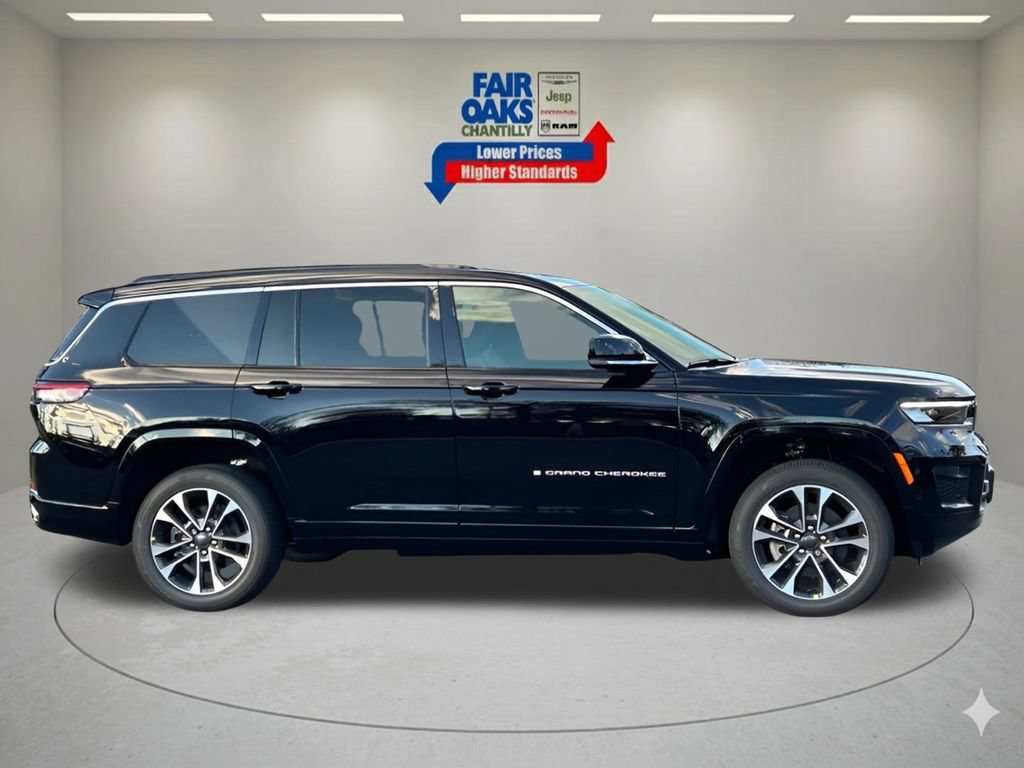 New 2025 Jeep Grand Cherokee L Overland w/ Advanced Protech Group III AWD/4WD image 6