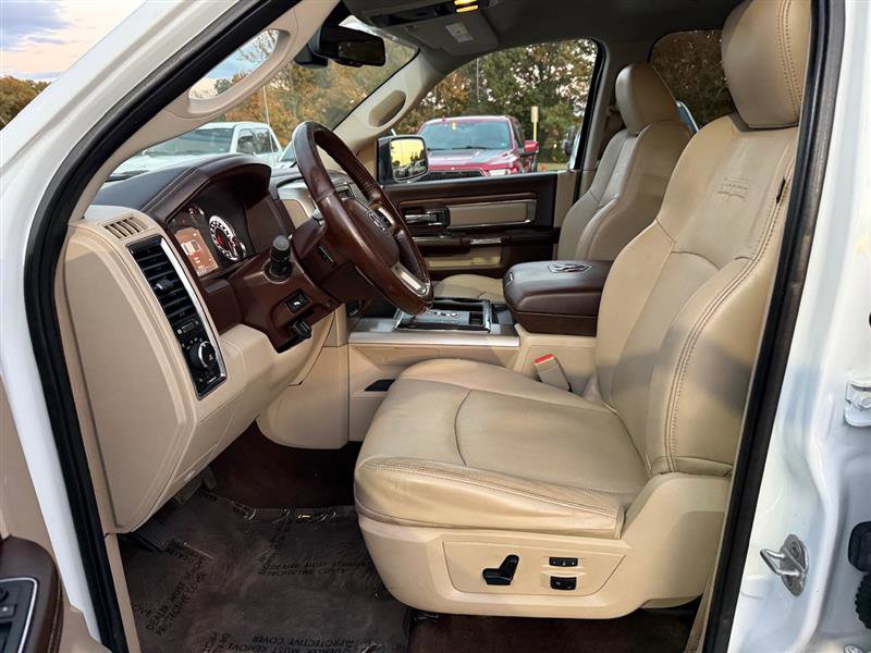 Used 2013 RAM 1500 Laramie w/ Convenience Group image 30