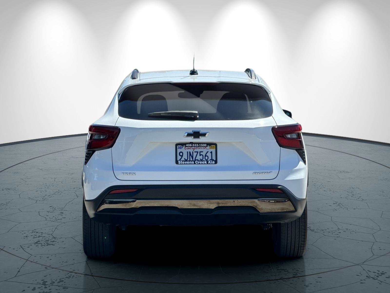 Used 2024 Chevrolet Trax ACTIV w/ Driver Confidence Package image 5