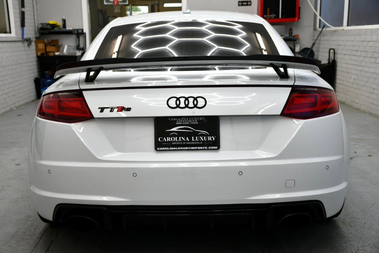 Used 2018 Audi TT RS image 4