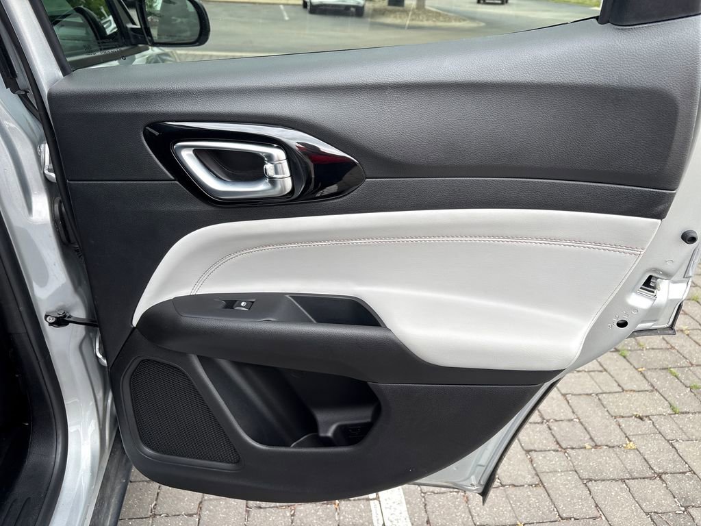 Used 2026 Jeep Compass Limited AWD/4WD image 36