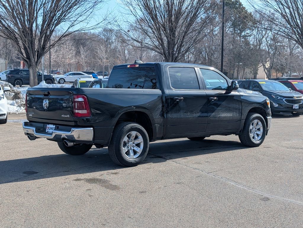 Used 2024 RAM 1500 Laramie AWD/4WD image 7