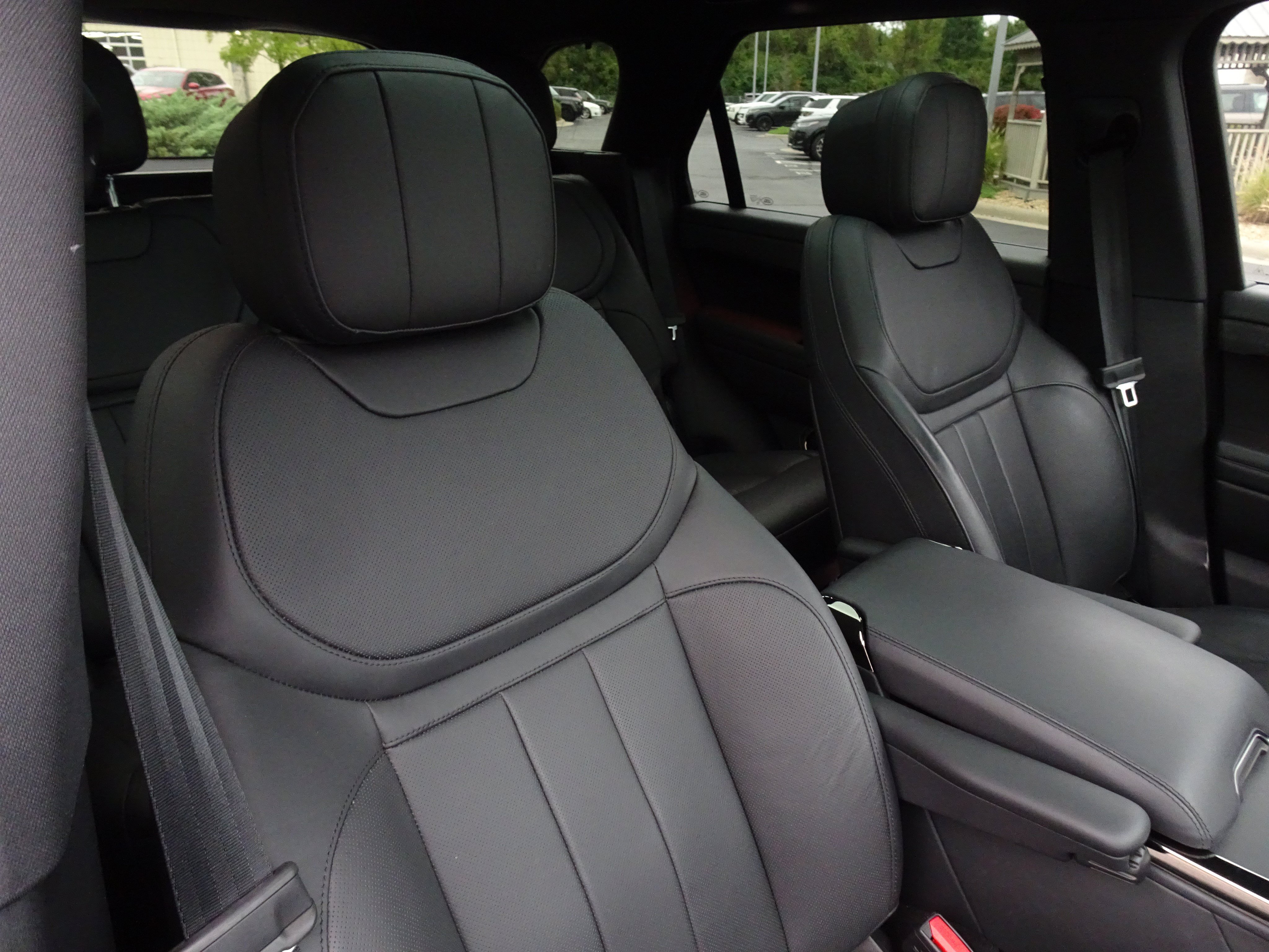 Certified 2024 Land Rover Range Rover Sport Dynamic SE AWD/4WD image 27