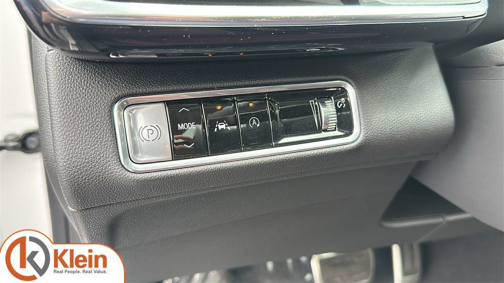 Used 2024 Buick Envision Sport Touring AWD/4WD image 18