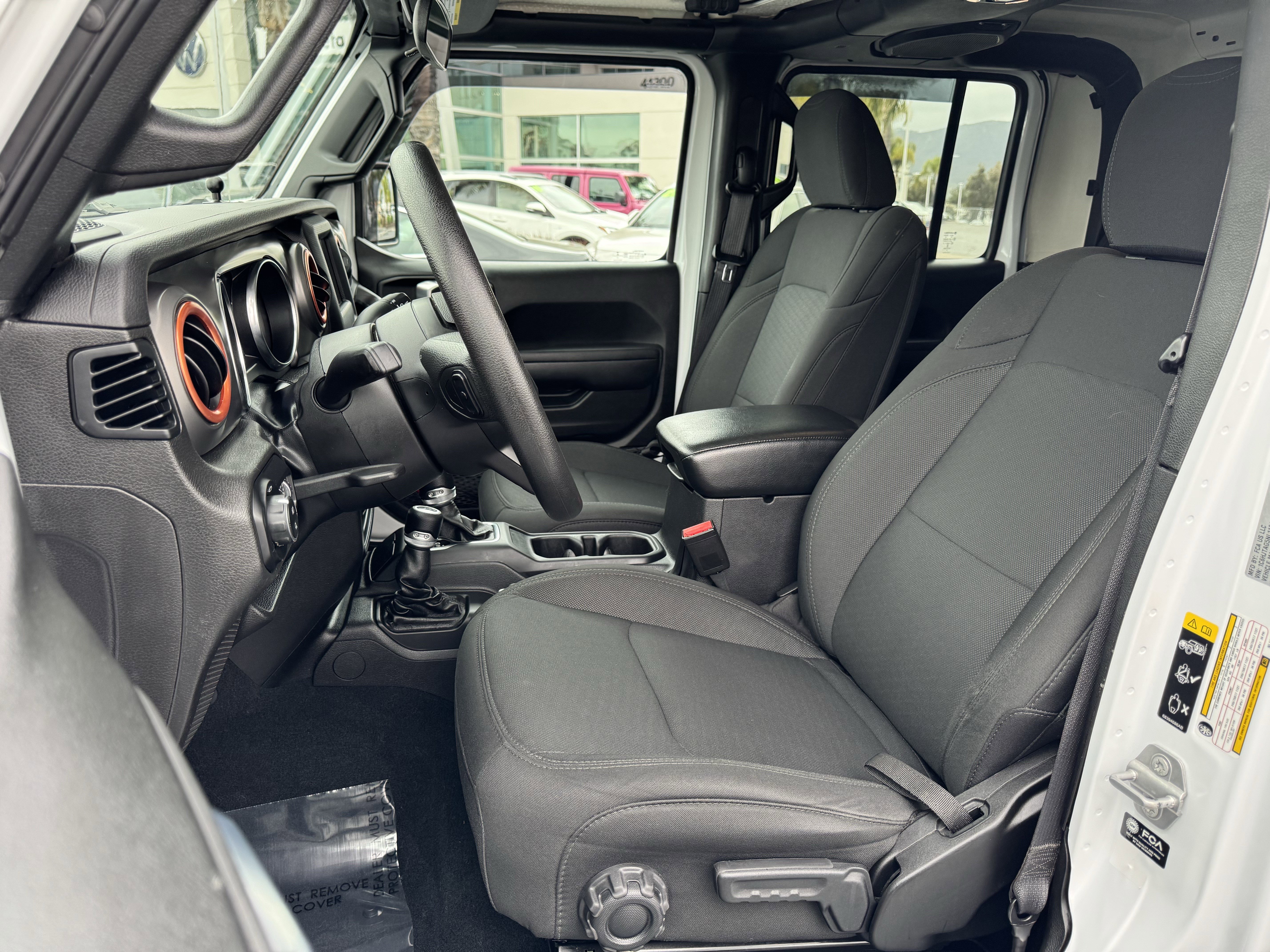 Used 2022 Jeep Gladiator Sport image 16