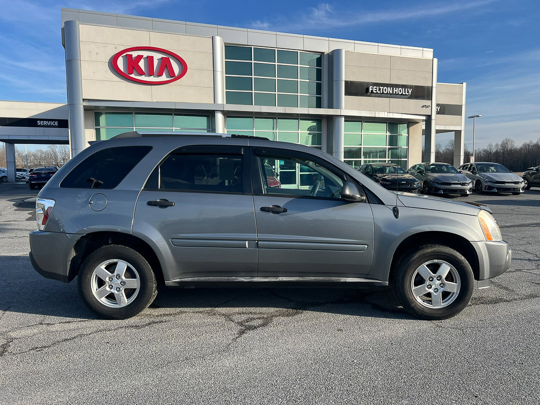 Used 2005 Chevrolet Equinox LS w/ Preferred Equipment Group image 7