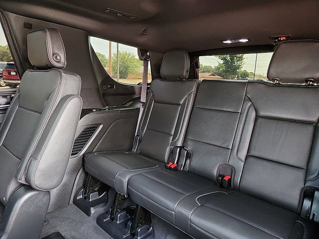 Used 2021 GMC Yukon Denali w/ Denali Premium Package AWD/4WD image 9