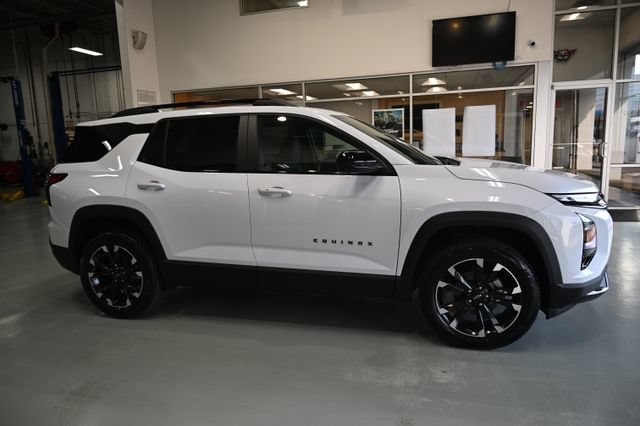 New 2027 Chevrolet Equinox RS w/ Safety and Technology Package AWD/4WD image 4