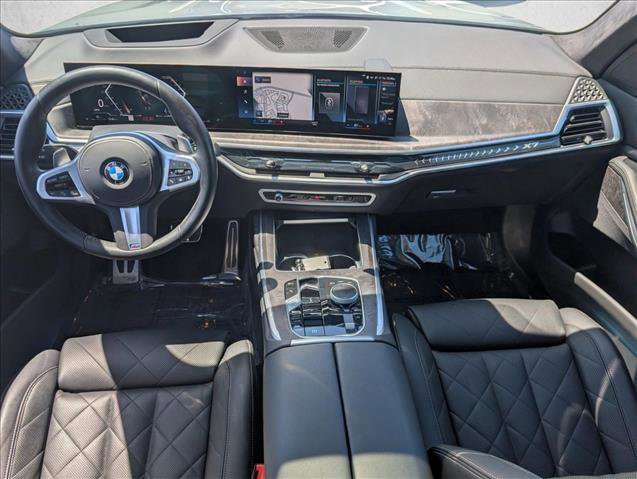 Used 2023 BMW X7 xDrive40i w/ M Sport Package image 18