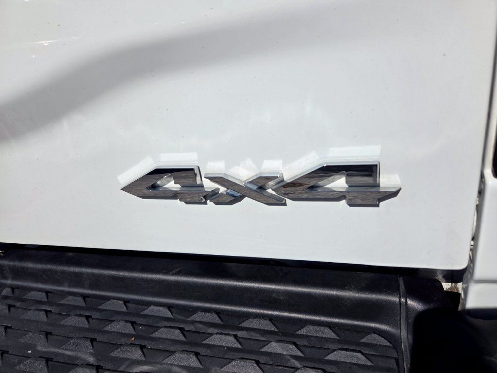 Used 2025 RAM 2500 Big Horn AWD/4WD image 14