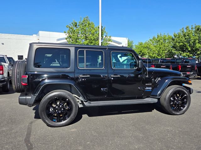 Used 2022 Jeep Wrangler Unlimited Sahara w/ Cold Weather Group AWD/4WD image 3