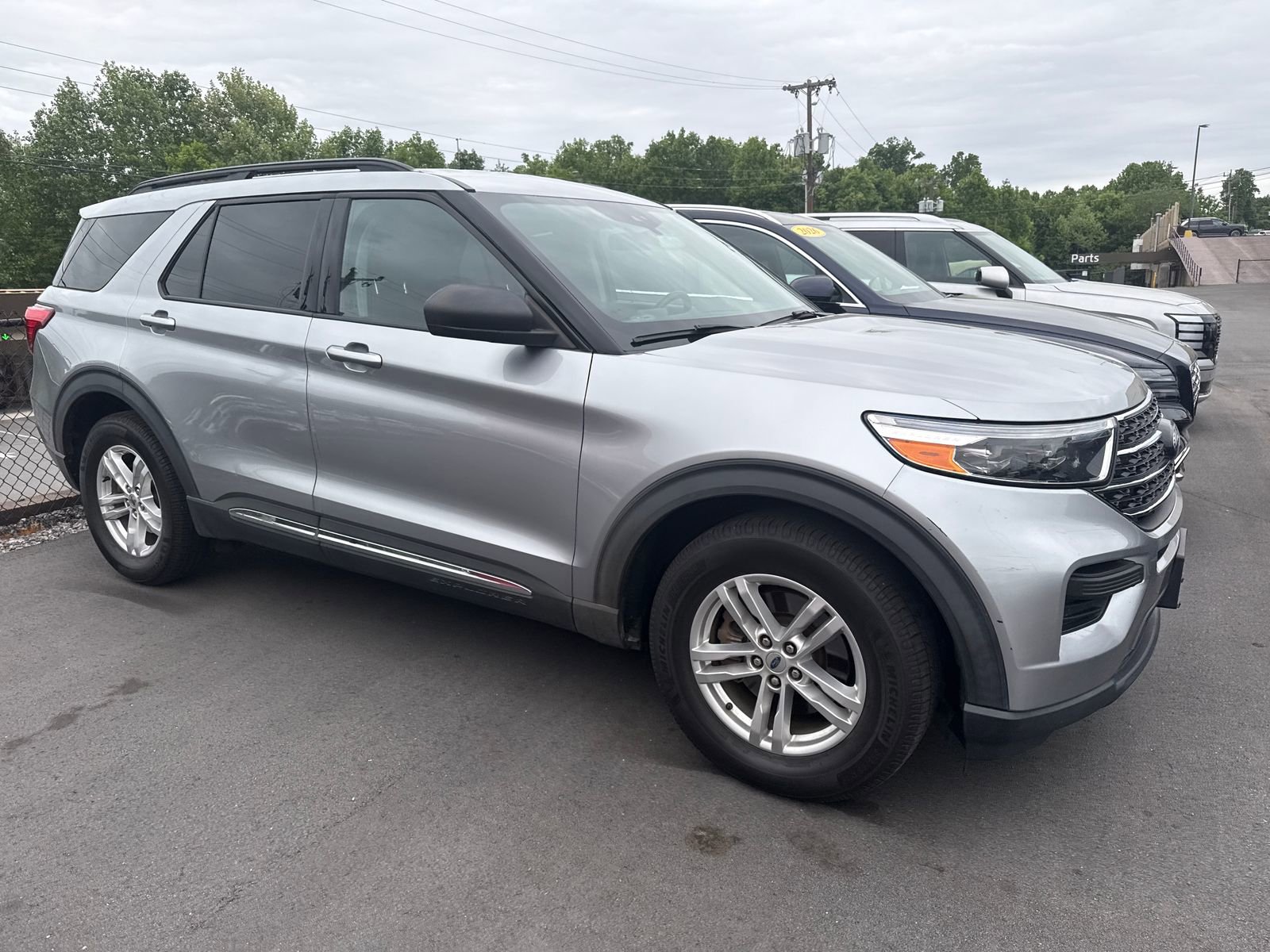 Used 2020 Ford Explorer XLT RWD image 5