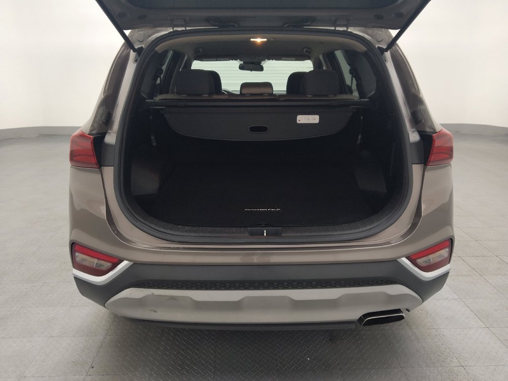 Used 2020 Hyundai Santa Fe SE image 29
