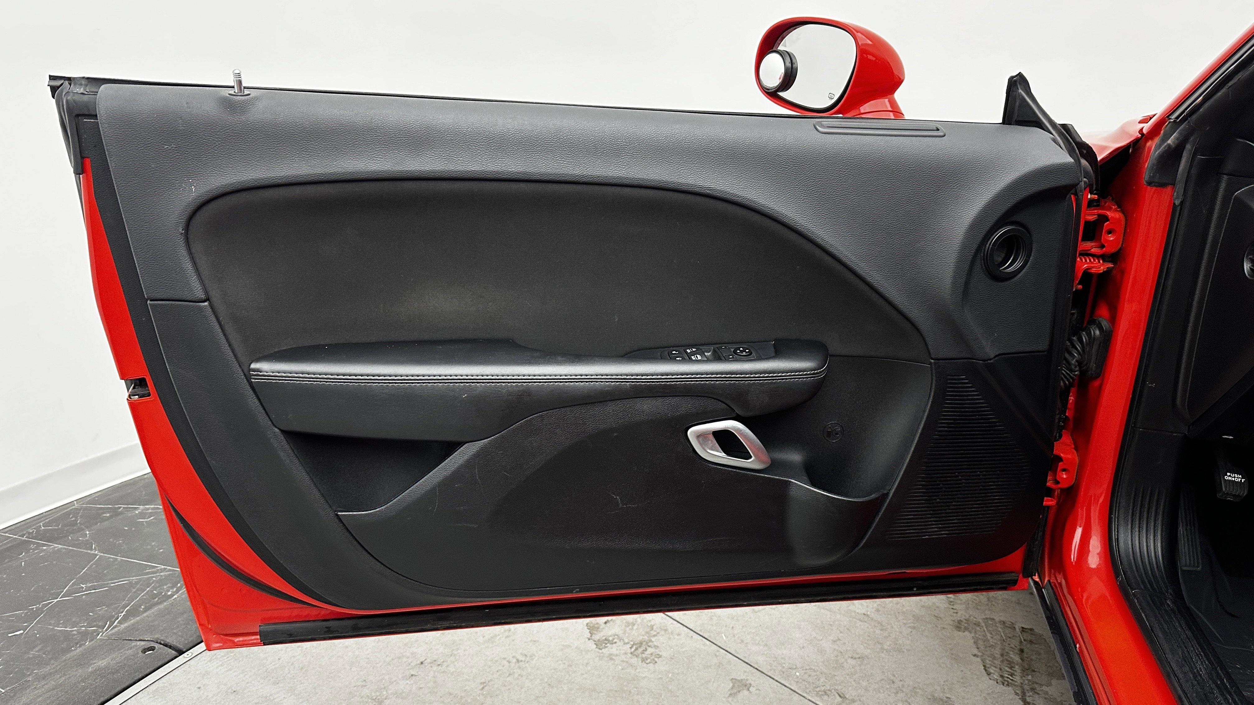 Used 2021 Dodge Challenger SXT w/ Driver Convenience Group image 11