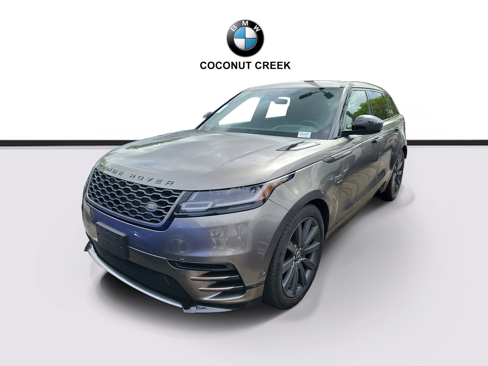 Used 2019 Land Rover Range Rover Velar R-Dynamic HSE AWD/4WD image 2