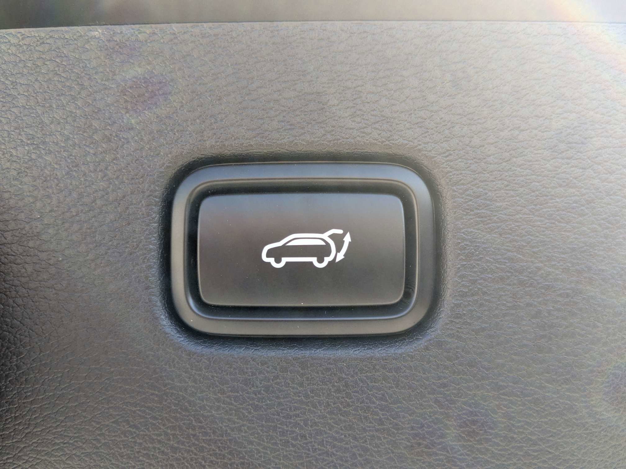 Used 2026 Kia Sportage EX w/ EX Panorama Roof Package FWD image 12