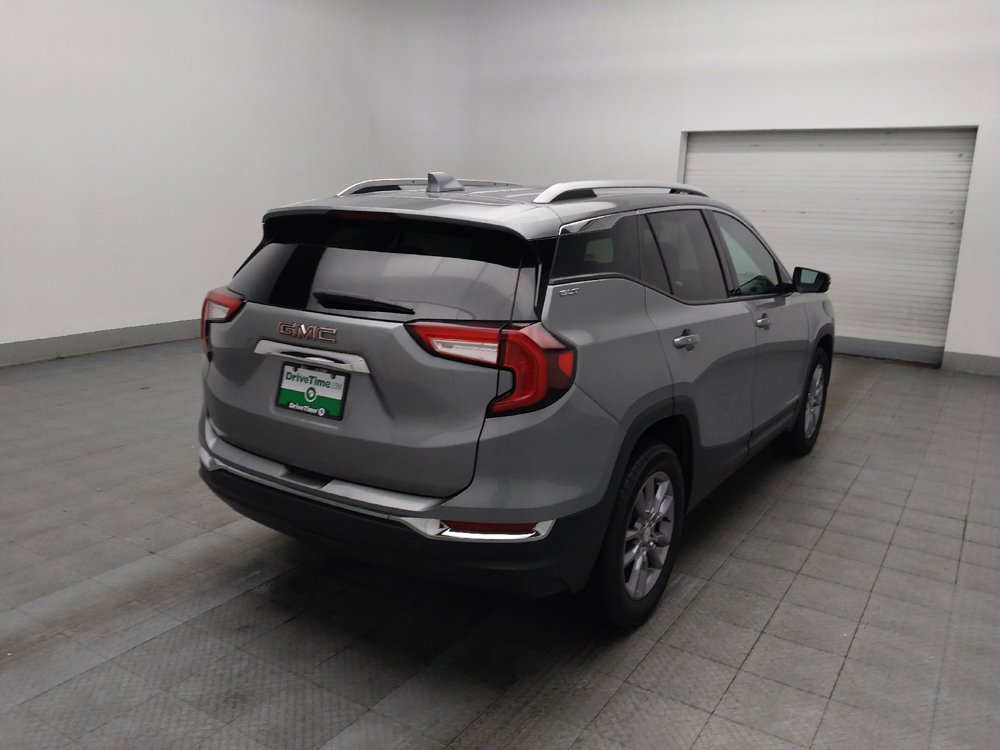Used 2023 GMC Terrain SLT image 9