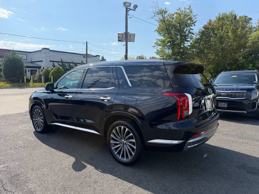 Used 2024 Hyundai Palisade Calligraphy AWD/4WD image 5