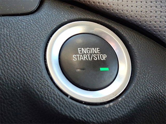 Used 2018 Chevrolet Equinox Premier image 25