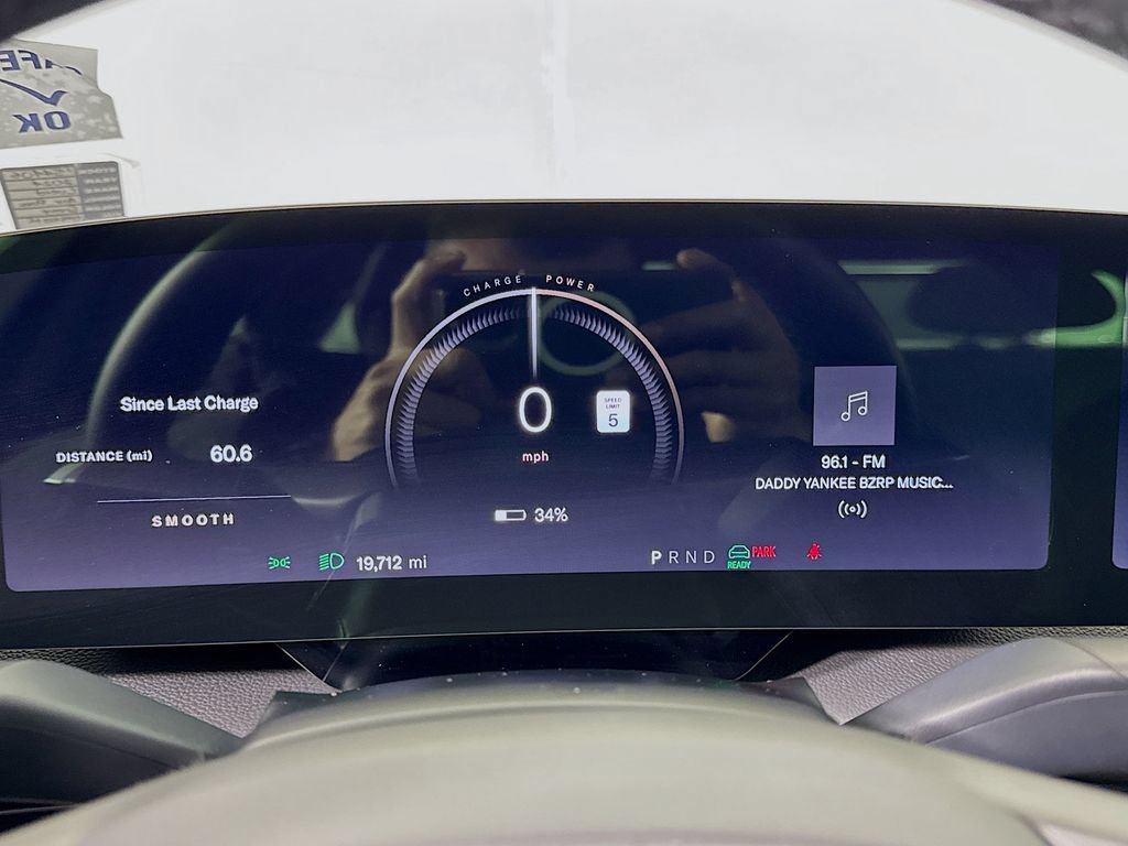 Used 2024 Lucid Air Pure RWD image 33