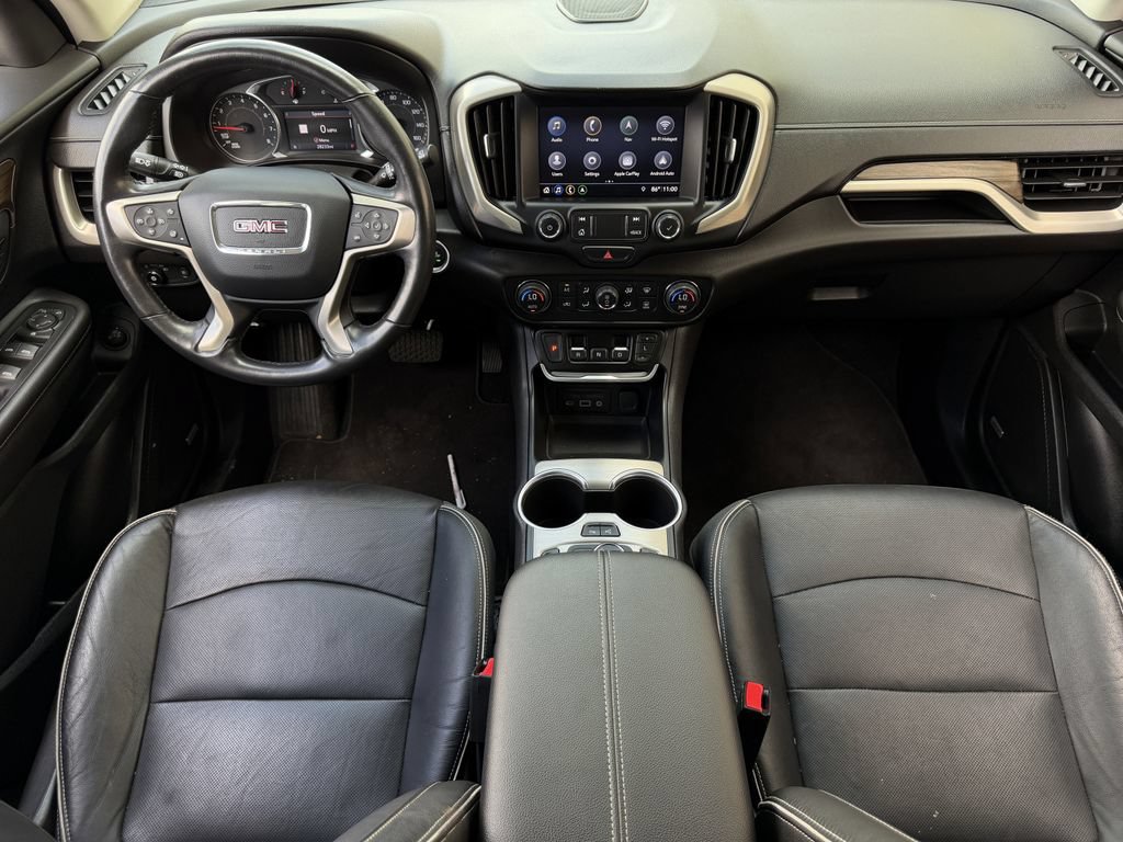 Used 2020 GMC Terrain Denali w/ Denali Premium Package FWD image 10
