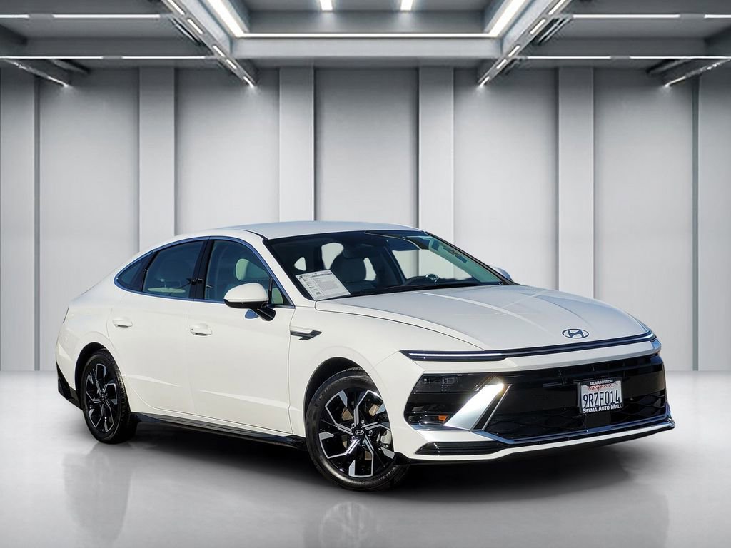 Used 2024 Hyundai Sonata SEL image 1