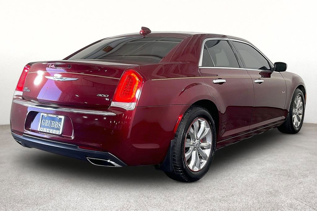 Used 2018 Chrysler 300 Limited AWD/4WD image 2