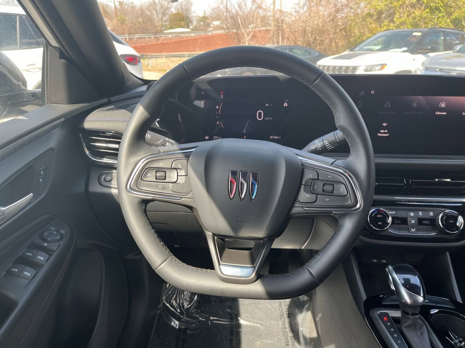 Used 2025 Buick Envista Sport Touring image 31