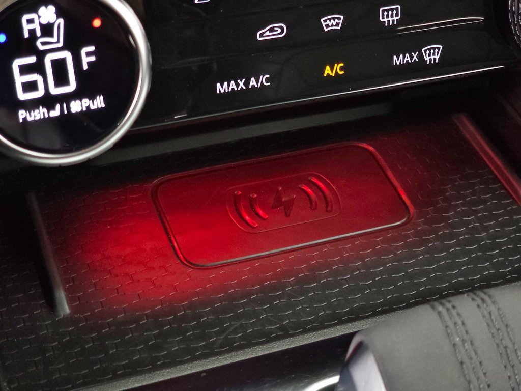 Used 2022 Jaguar F-PACE S image 35