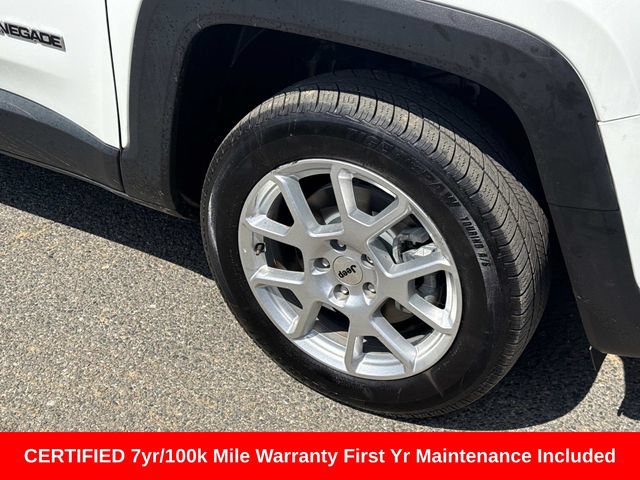 Used 2022 Jeep Renegade Latitude AWD/4WD image 8