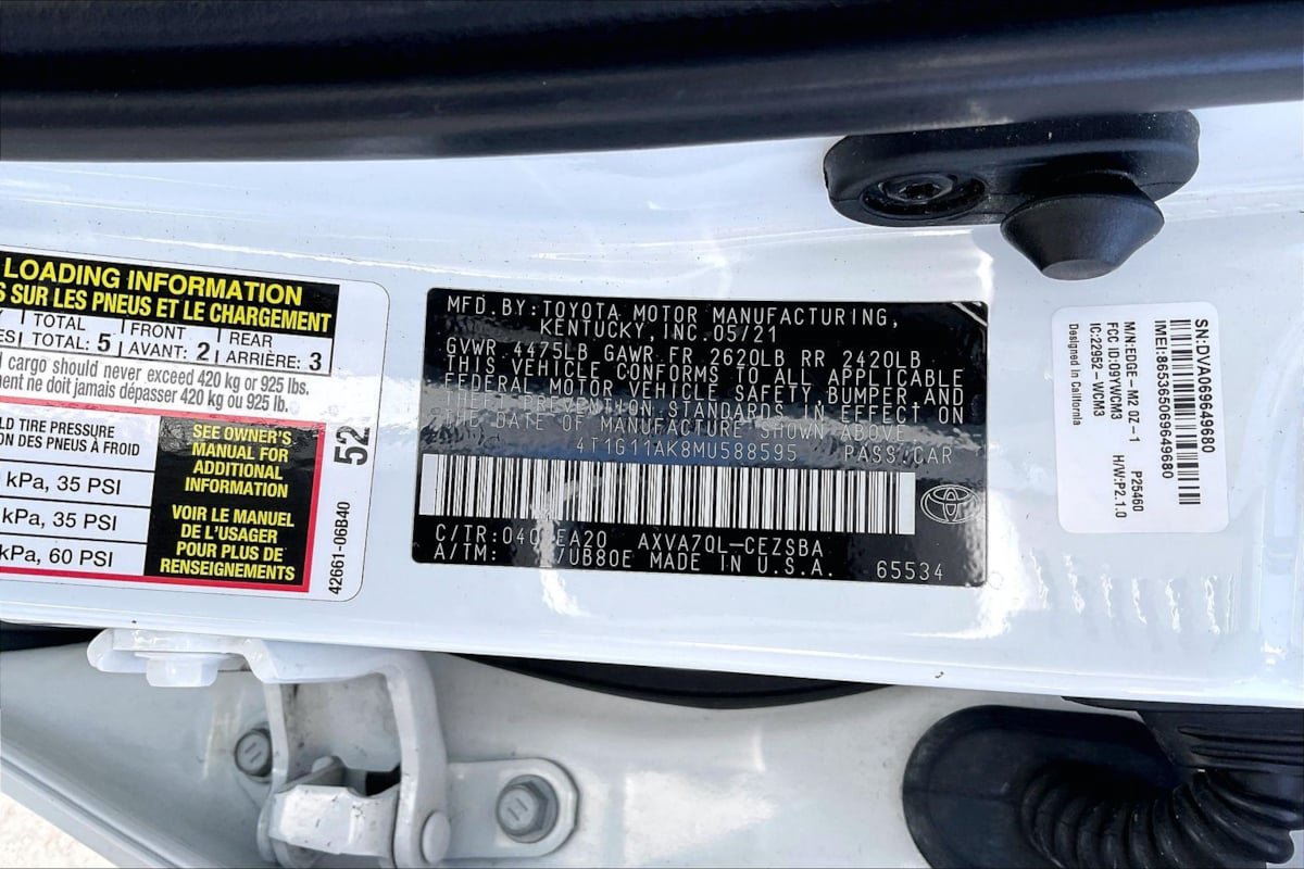 Used 2021 Toyota Camry SE FWD image 34