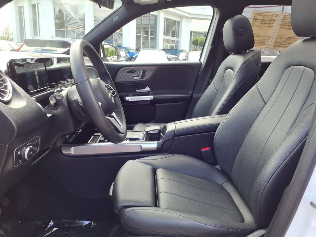 Used 2020 Mercedes-Benz GLB 250 4MATIC image 9