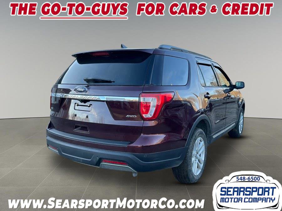 Used 2019 Ford Explorer XLT image 4