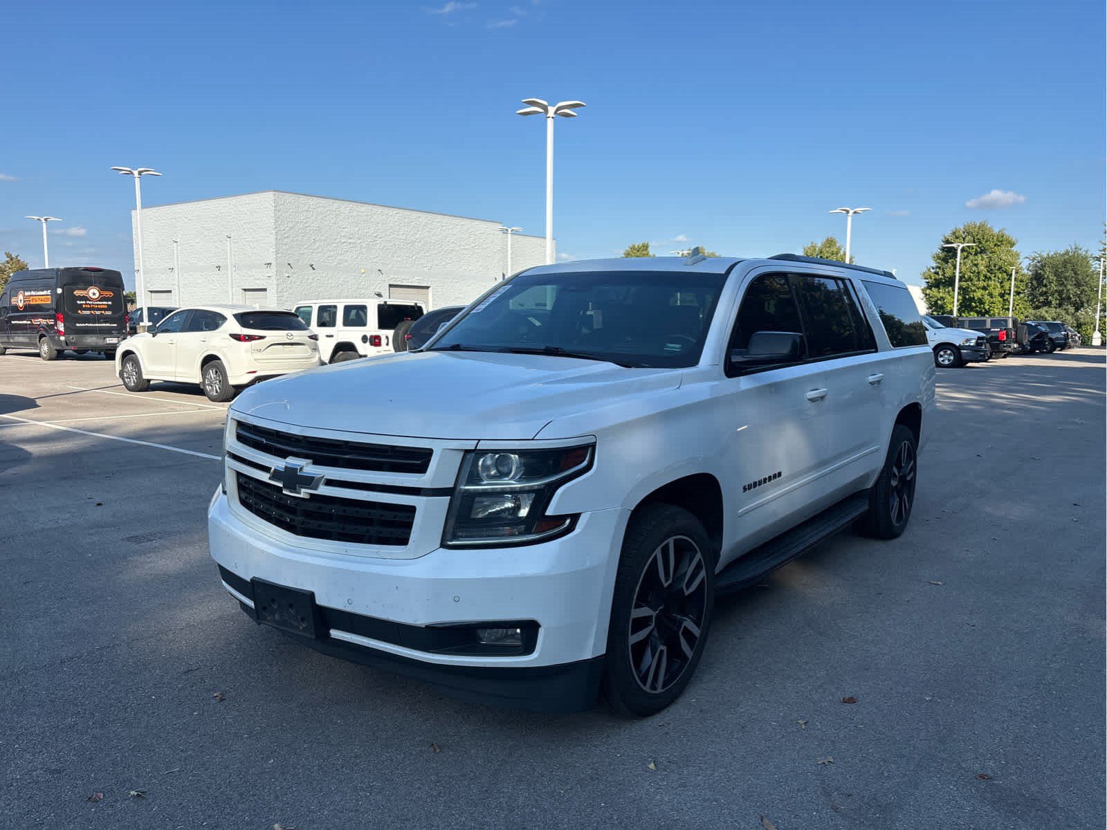 Used 2018 Chevrolet Suburban Premier AWD/4WD image 2