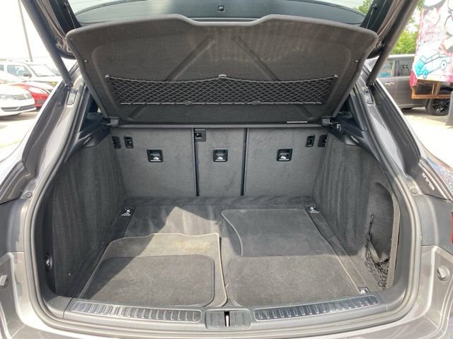 Used 2018 Porsche Macan image 22