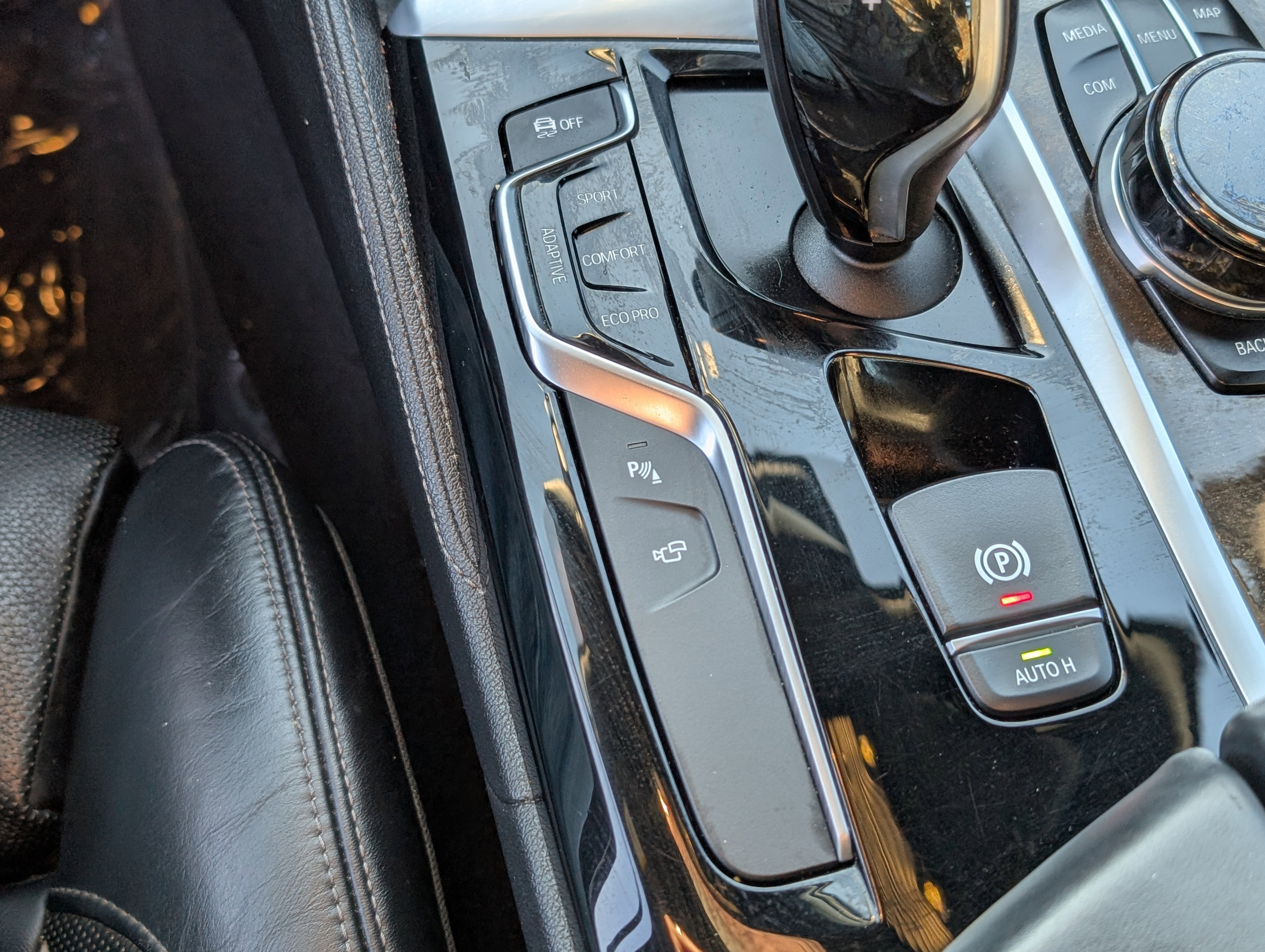 Used 2018 BMW 540i xDrive image 27