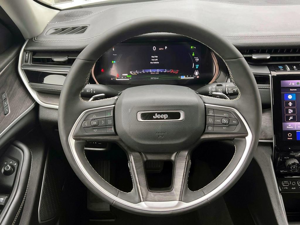 Used 2024 Jeep Grand Cherokee Limited 4xe image 13