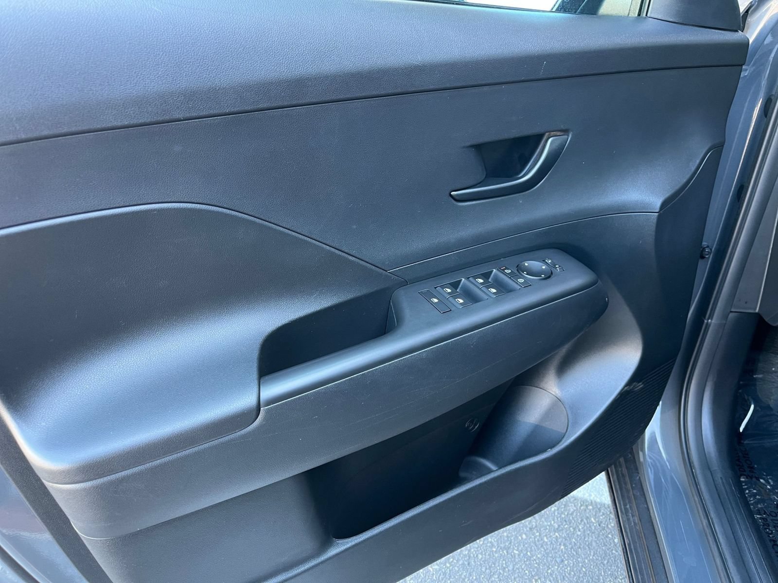 Used 2026 Hyundai Kona SEL Sport FWD image 18