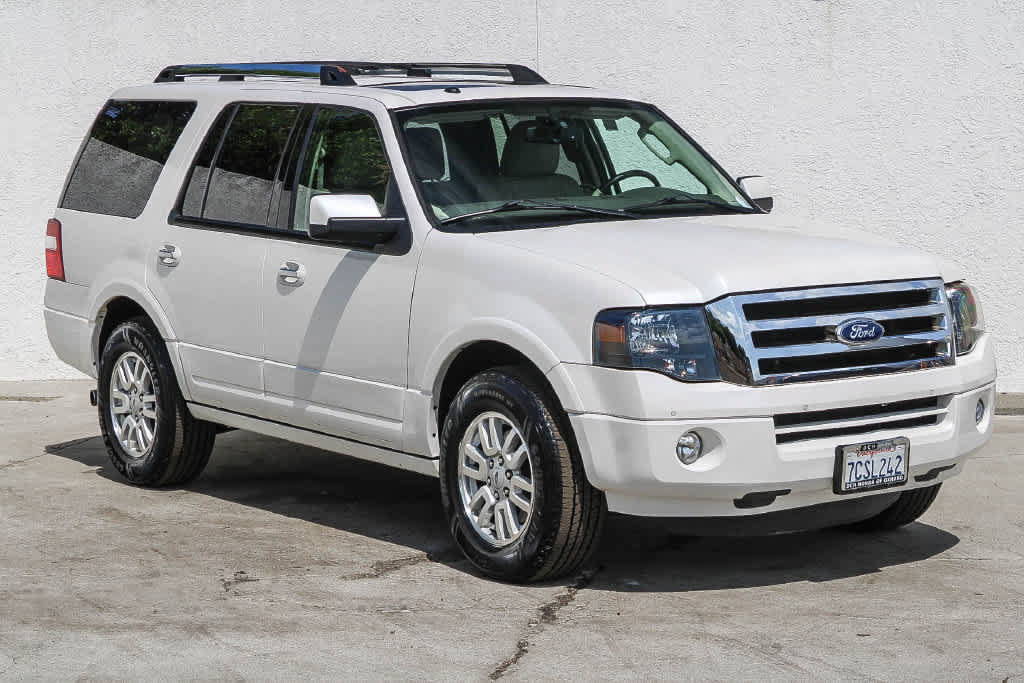 Used 2014 Ford Expedition Limited w/ Equipment Group 301A RWD image 3