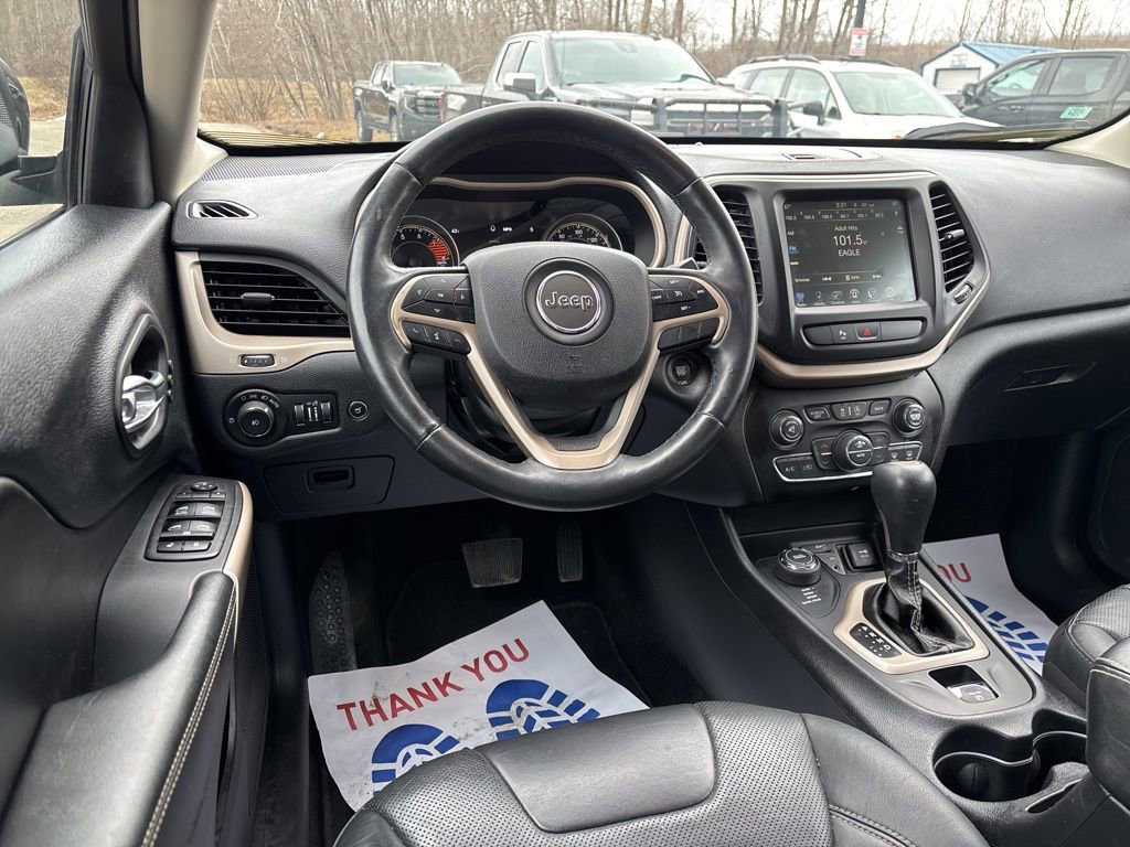 Used 2018 Jeep Cherokee Limited w/ Luxury Group image 19