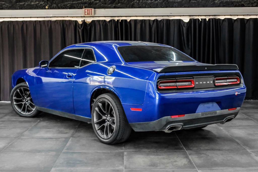 Used 2019 Dodge Challenger SXT w/ Blacktop Package RWD image 12