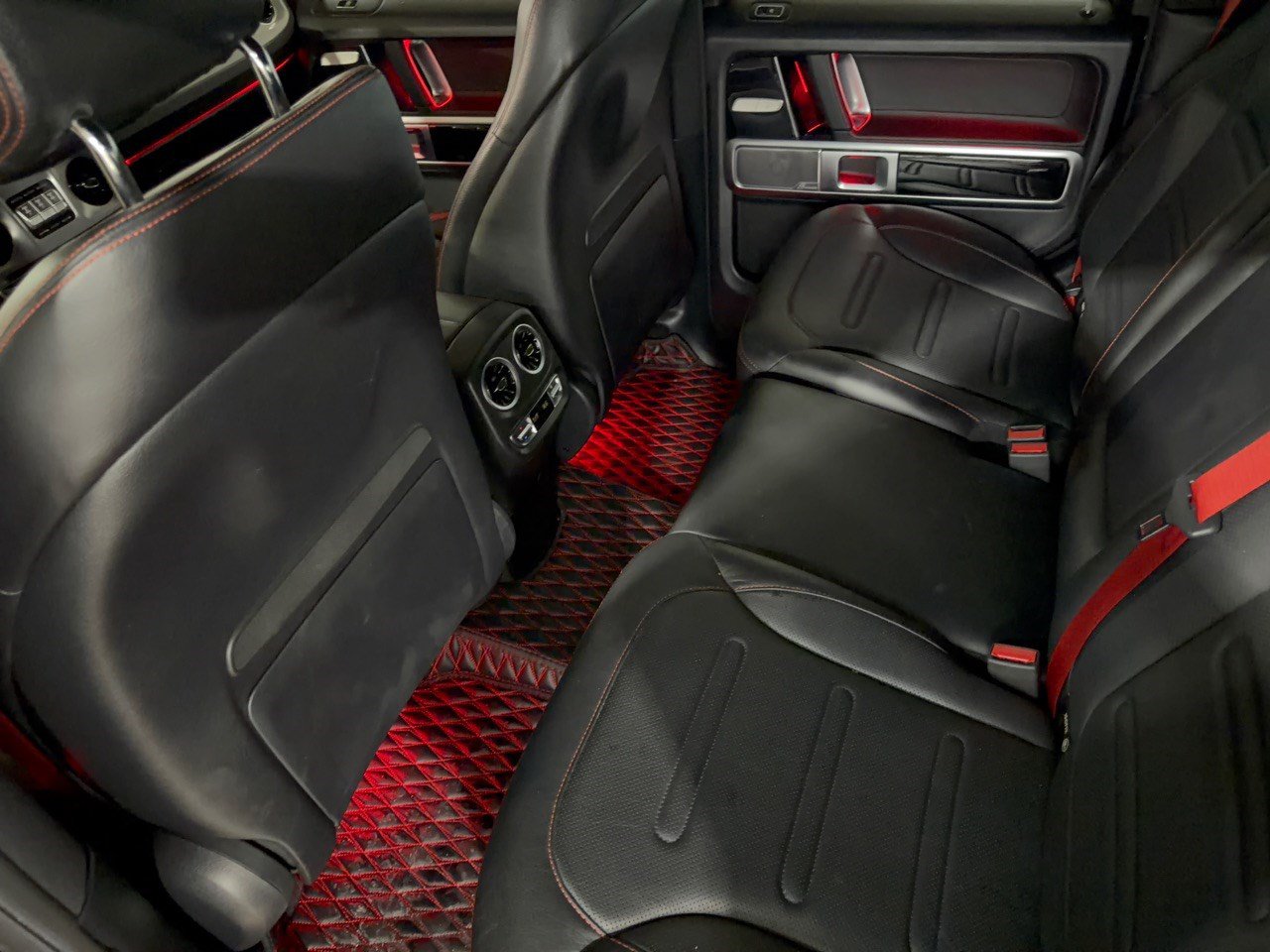 Used 2019 Mercedes-Benz G 550 w/ AMG Line image 25