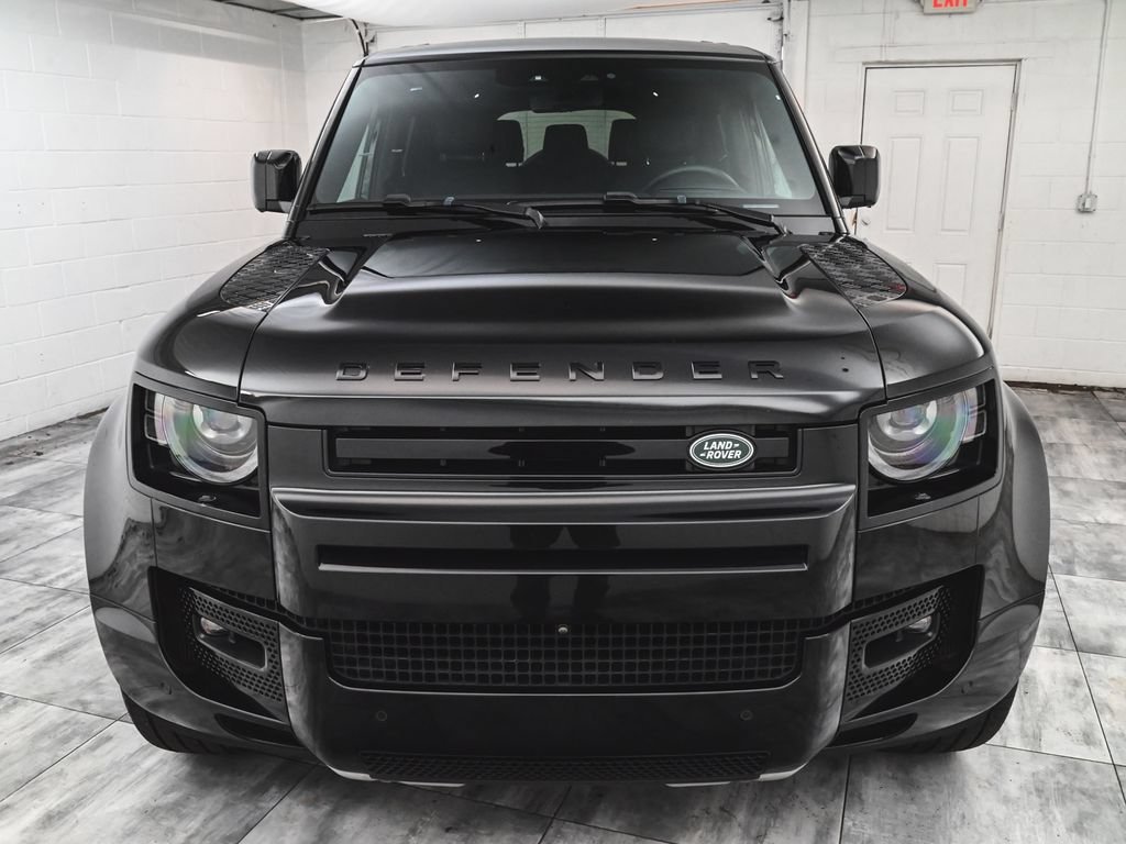 Used 2024 Land Rover Defender 130 X AWD/4WD image 2
