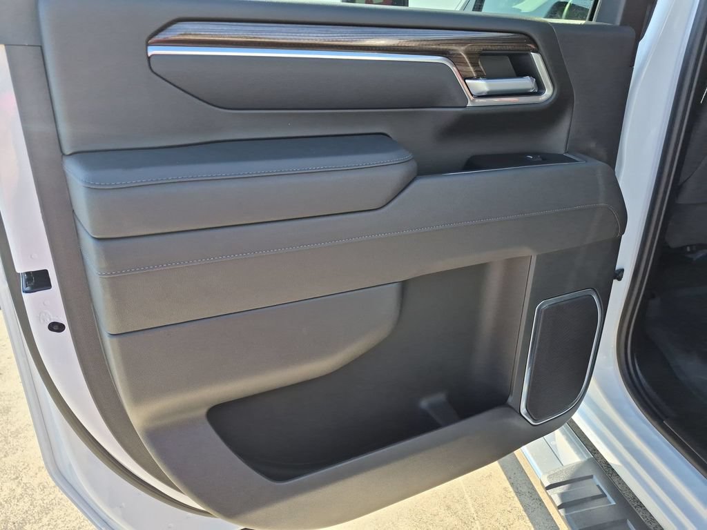Used 2026 Chevrolet Silverado 2500 LT AWD/4WD image 26