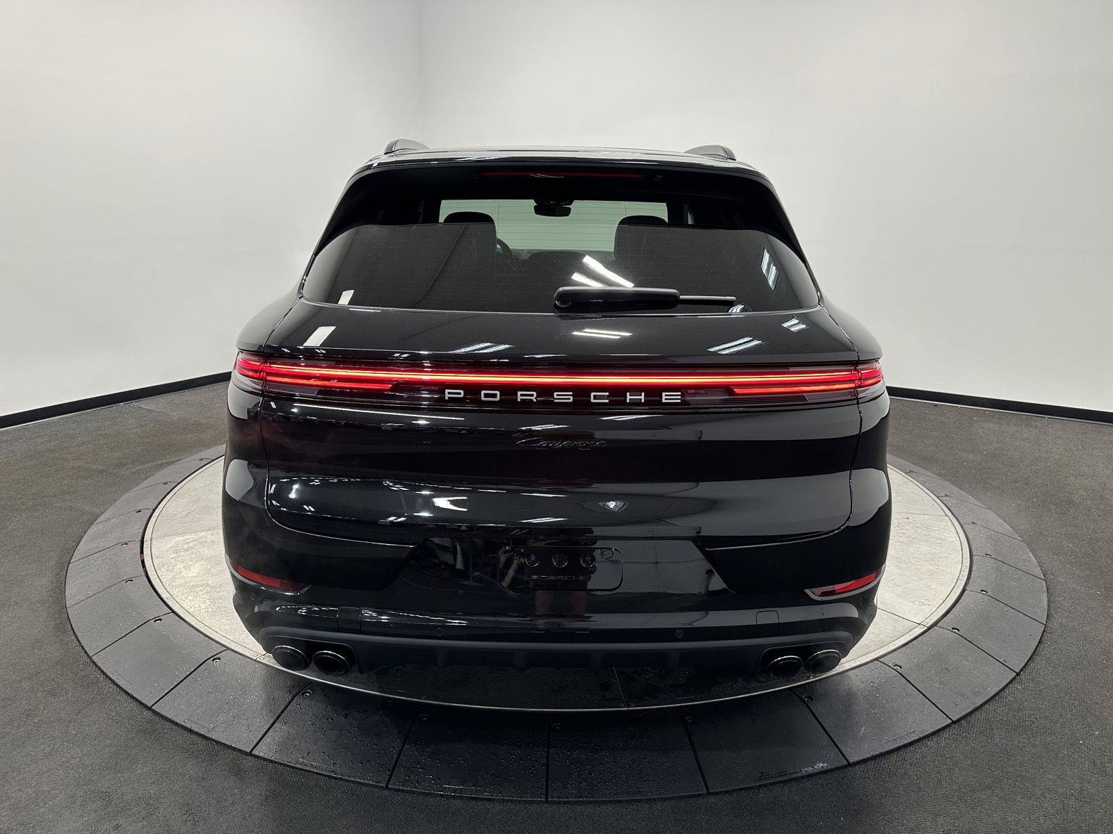 New 2026 Porsche Cayenne AWD/4WD image 6